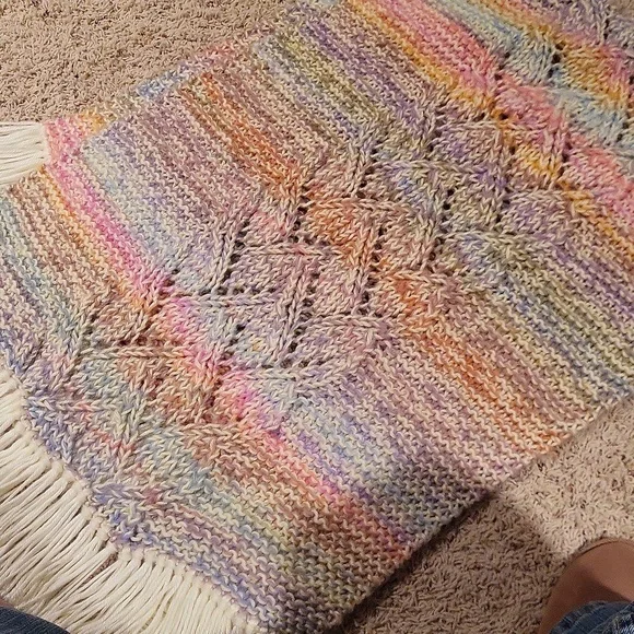 Oversized scarf/wrap, handmade knit, pastel colors, NWOT - Picture 7 of 11